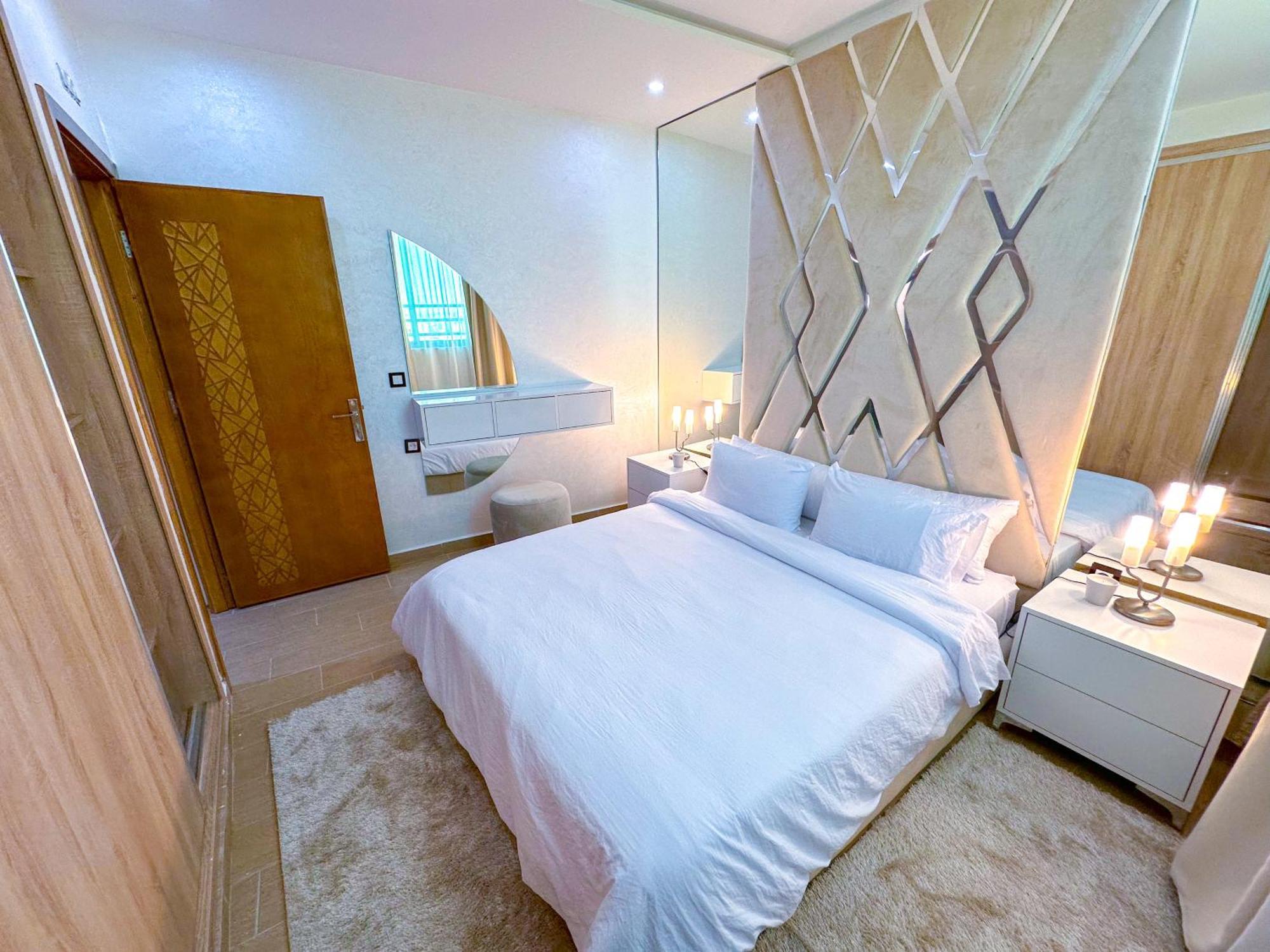 Veluxa - Luxury Holiday Homes - Centric Flat Танжер Экстерьер фото