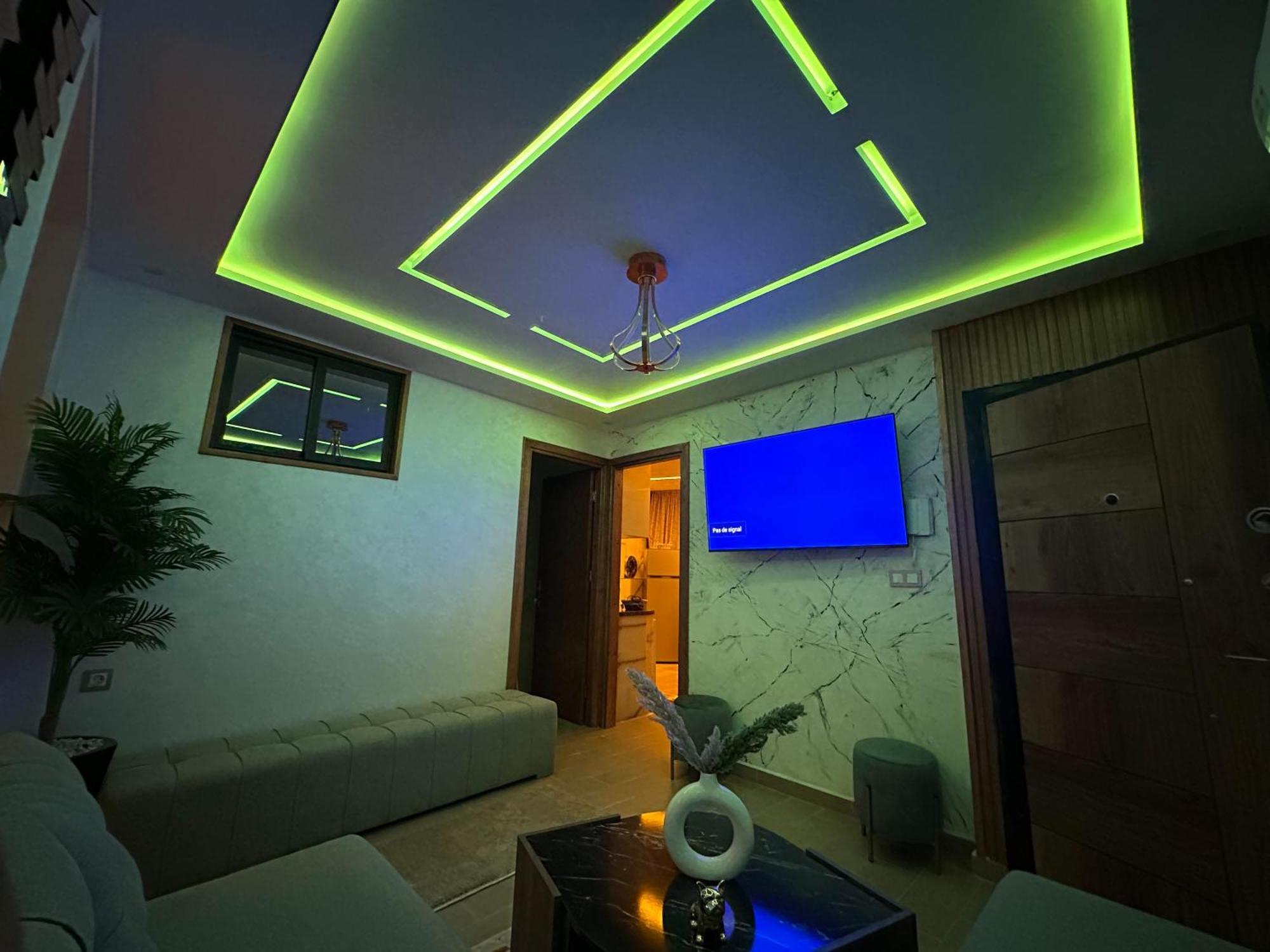 Veluxa - Luxury Holiday Homes - Centric Flat Танжер Номер фото