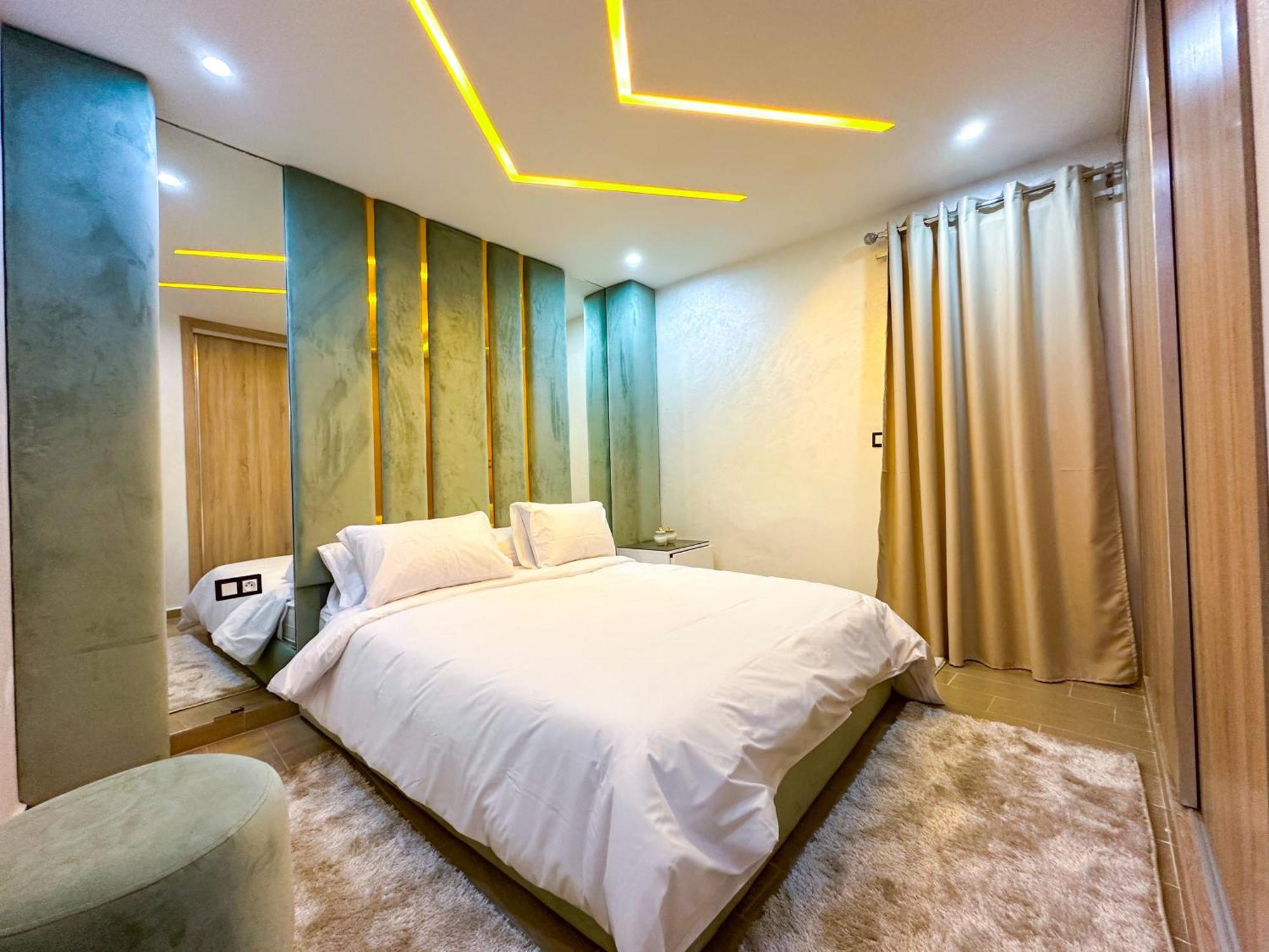 Veluxa - Luxury Holiday Homes - Centric Flat Танжер Номер фото
