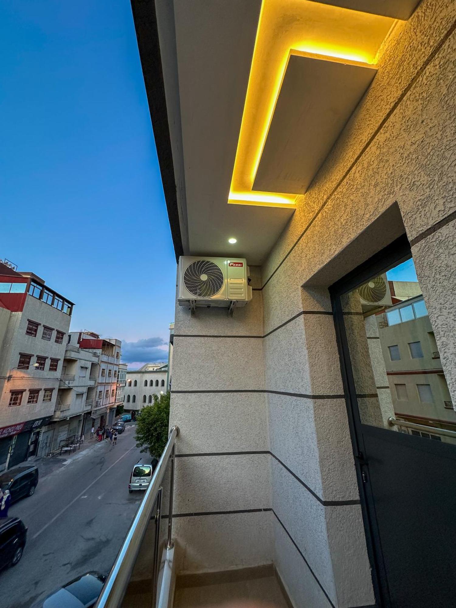 Veluxa - Luxury Holiday Homes - Centric Flat Танжер Экстерьер фото